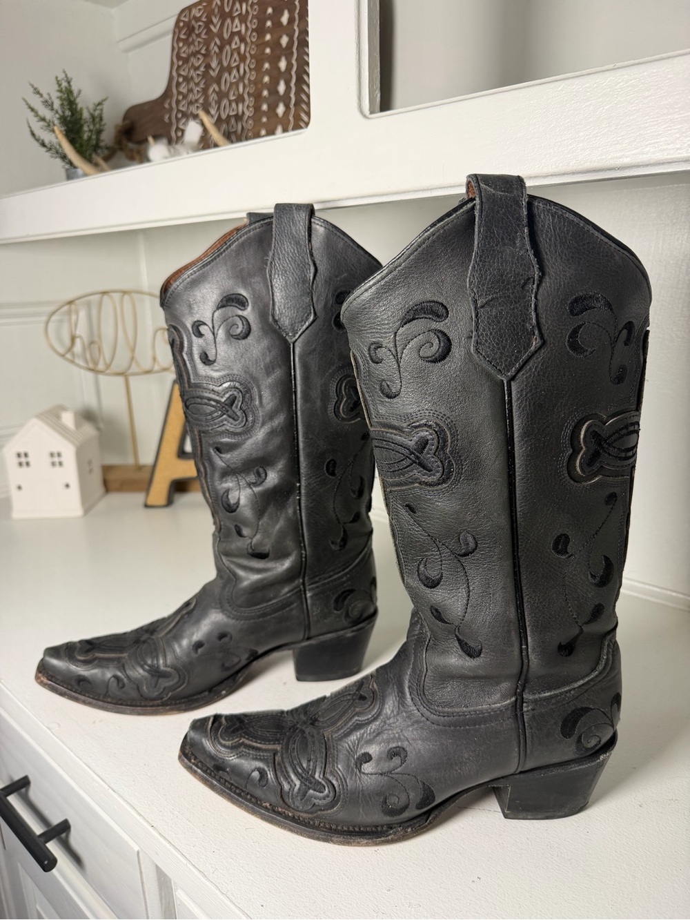 Circle G Black Embroidered Leather Western Boots